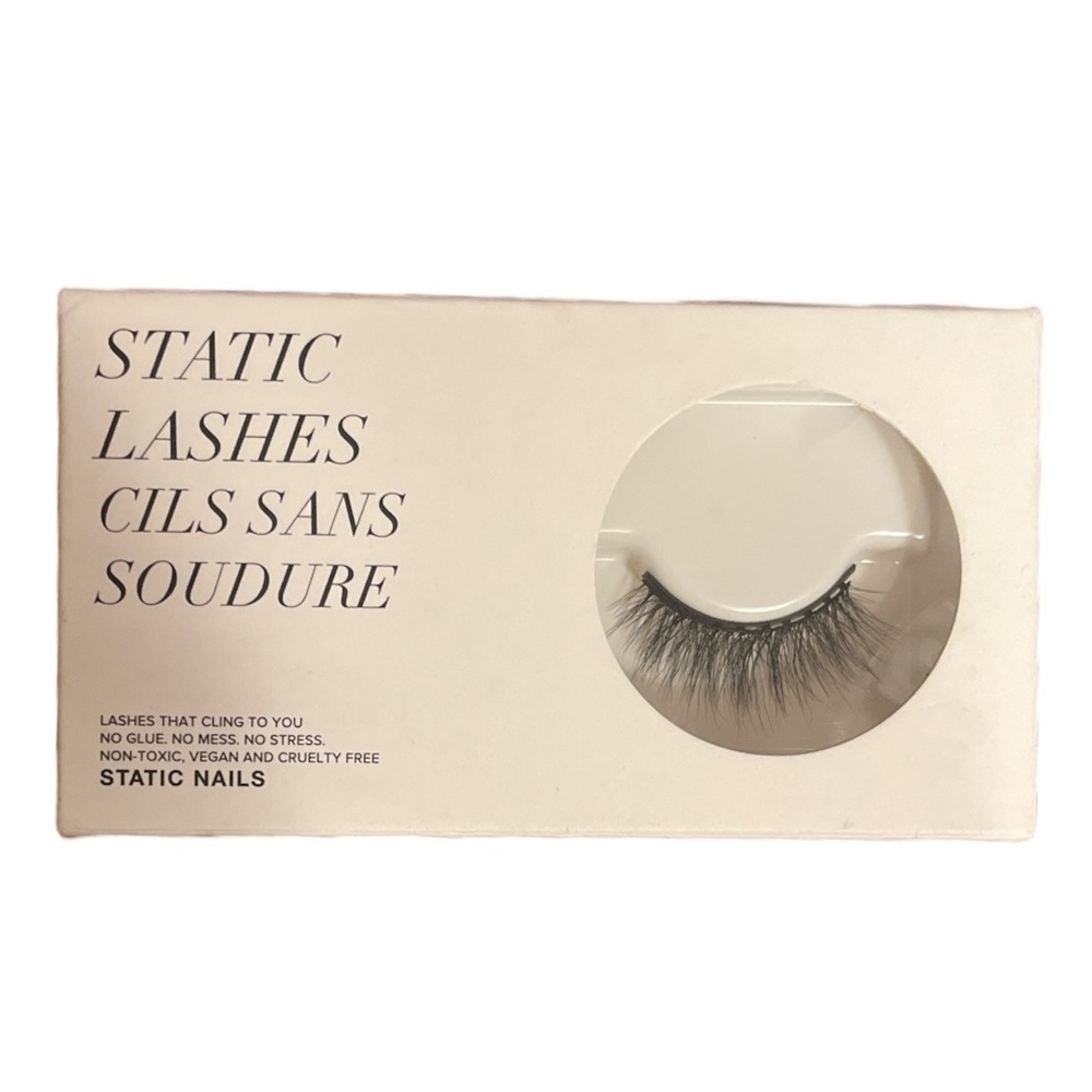 Static Lashes by Static Nails